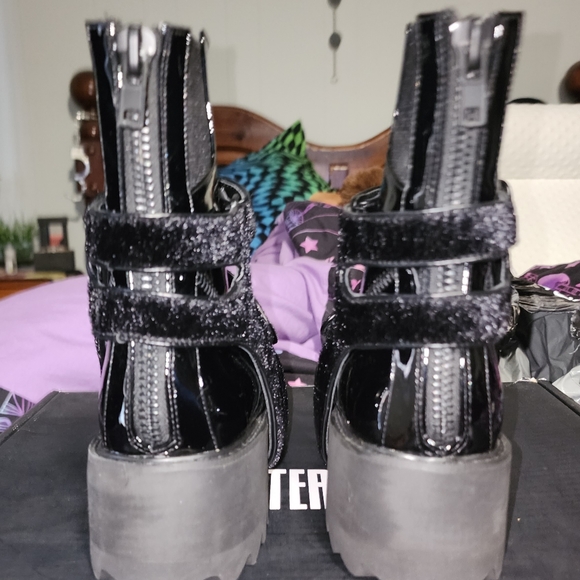 NIB Dolls Kill Bad Ass Velvet , And Sexy Black Vinyl Combat Boots - Picture 2 of 10